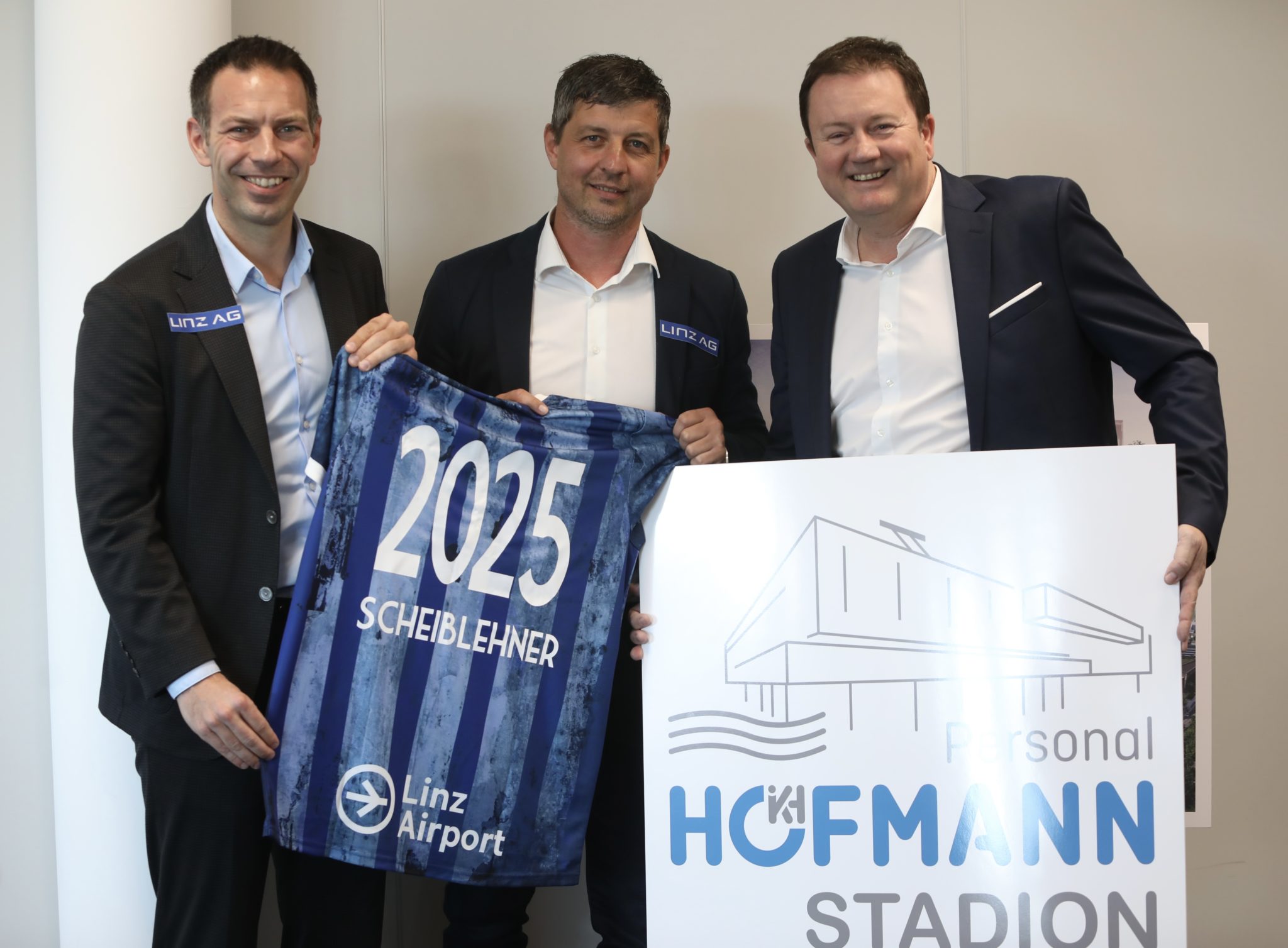 Neuer Stadionname Und Vertragsverlängerung – FC Blau-Weiß Linz